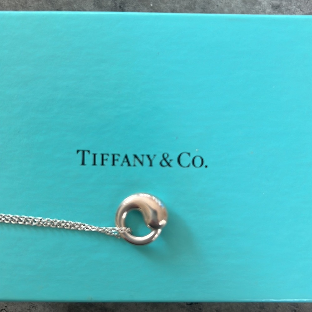 Tiffany and Co authentic Elsa Peretti eternal circle pendant.